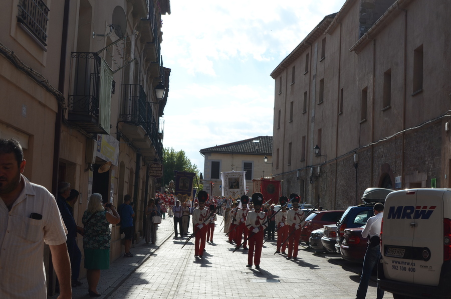 ../Bilder/2015/08/22/ElCarmenCoronacion1012/Fotos/LMS_4307.JPG