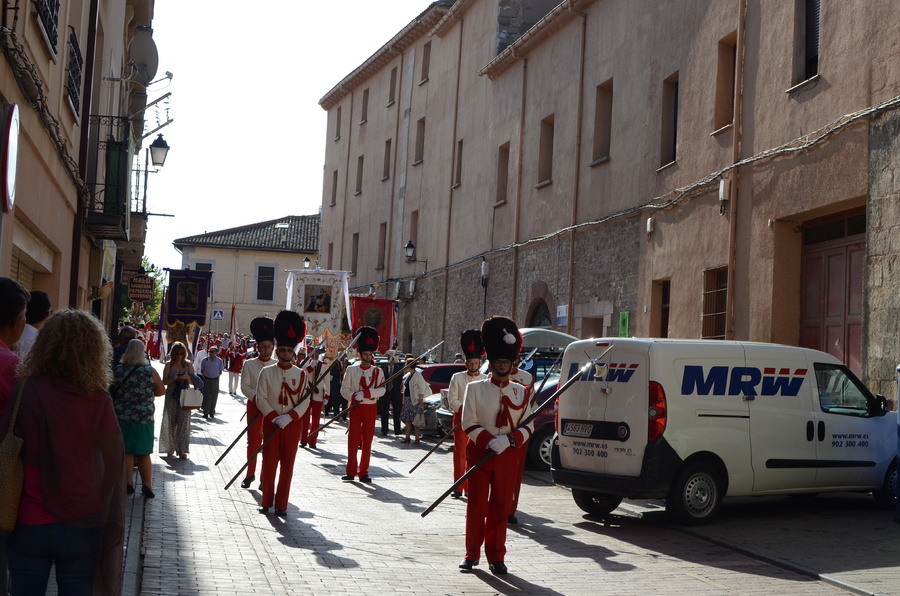 ../Bilder/2015/08/22/ElCarmenCoronacion1012/Fotos/LMS_4308.JPG