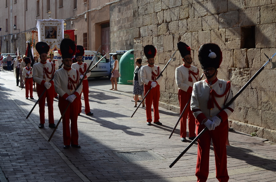 ../Bilder/2015/08/22/ElCarmenCoronacion1012/Fotos/LMS_4309.JPG