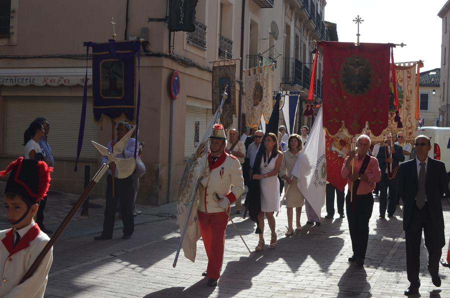 ../Bilder/2015/08/22/ElCarmenCoronacion1012/Fotos/LMS_4312.JPG