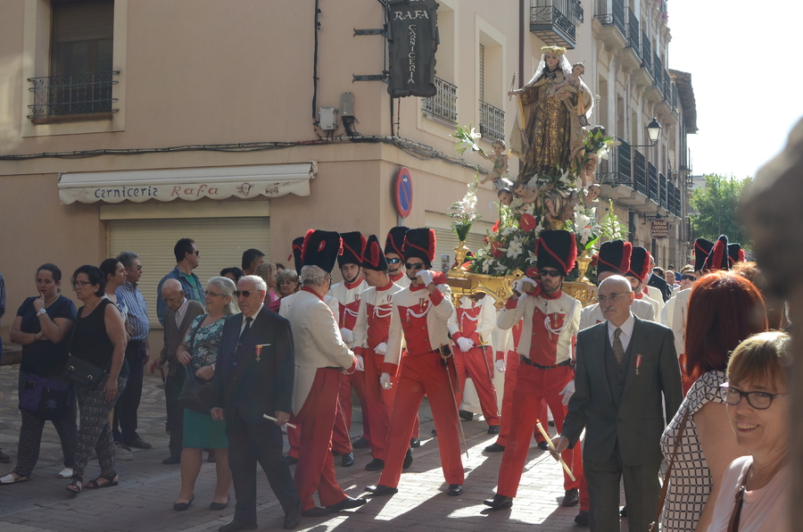 ../Bilder/2015/08/22/ElCarmenCoronacion1012/Fotos/LMS_4333.JPG