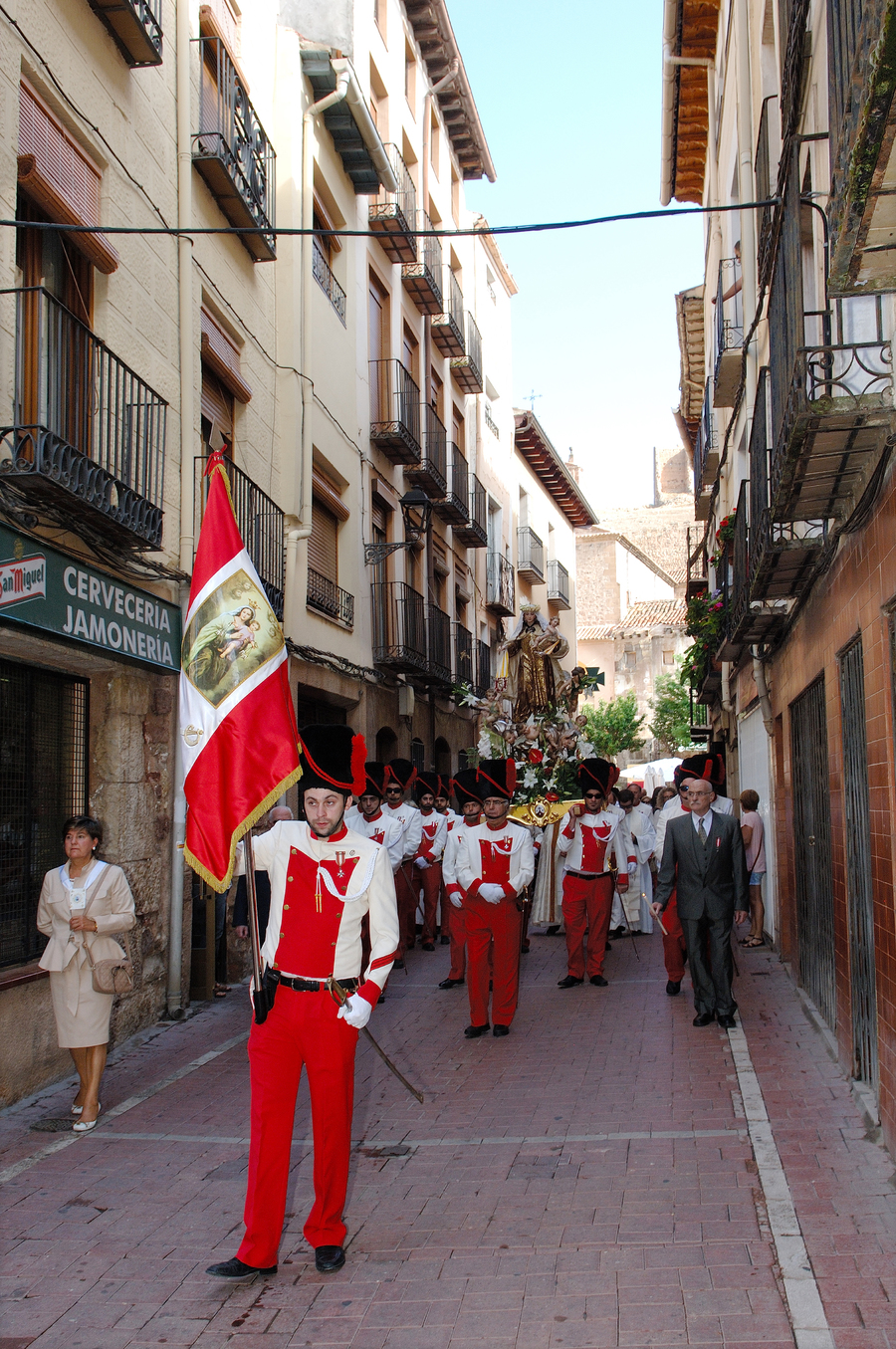../Bilder/2015/08/22/ElCarmenCoronacion1036/Fotos/Coronación_011.jpg