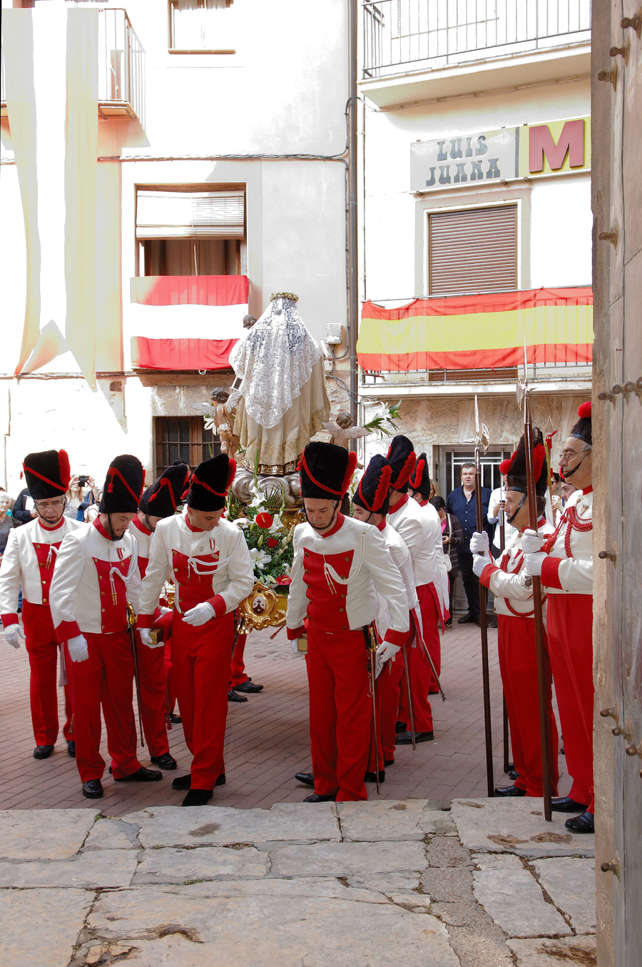 ../Bilder/2015/08/22/ElCarmenCoronacion1036/Fotos/Coronación_018.jpg