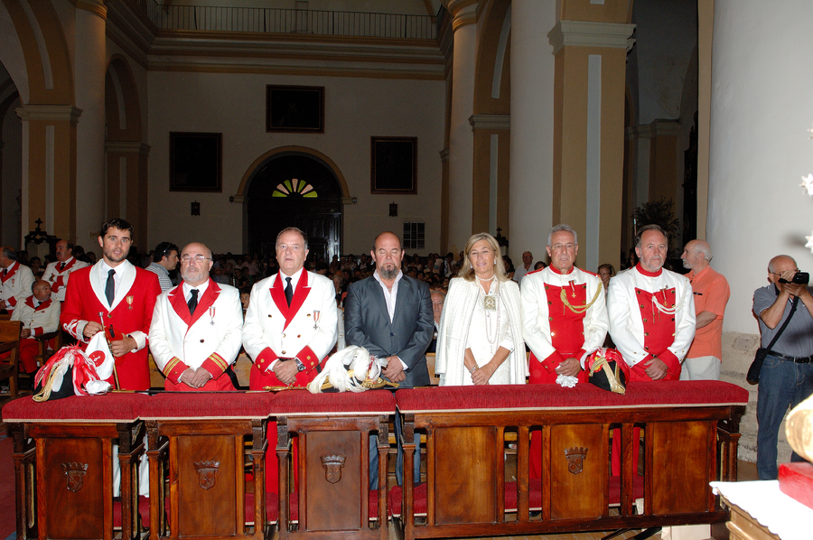 ../Bilder/2015/08/22/ElCarmenCoronacion1036/Fotos/Coronación_052.jpg