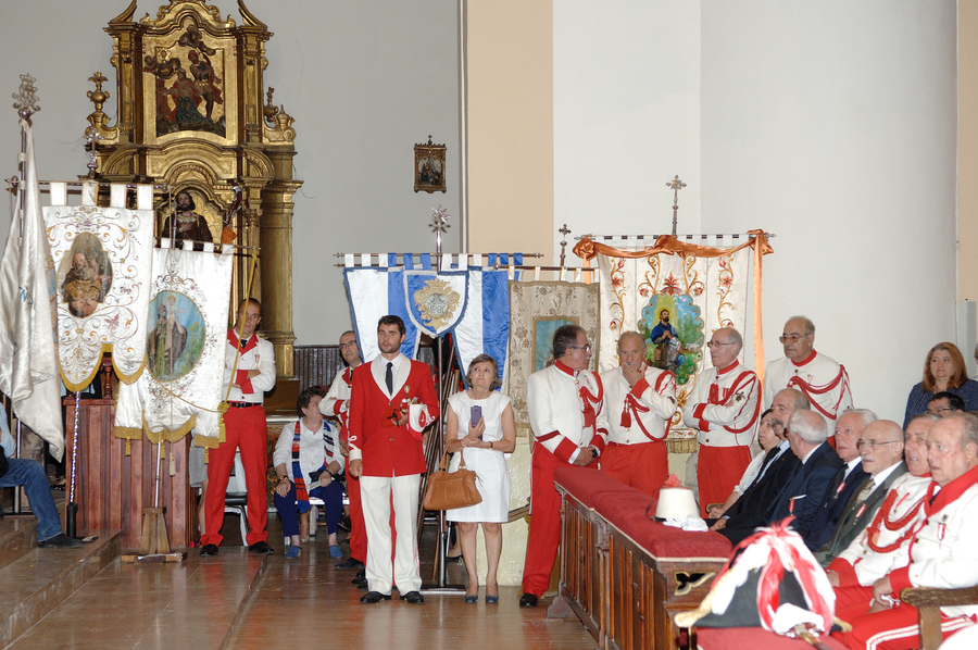 ../Bilder/2015/08/22/ElCarmenCoronacion1036/Fotos/Coronación_056.jpg