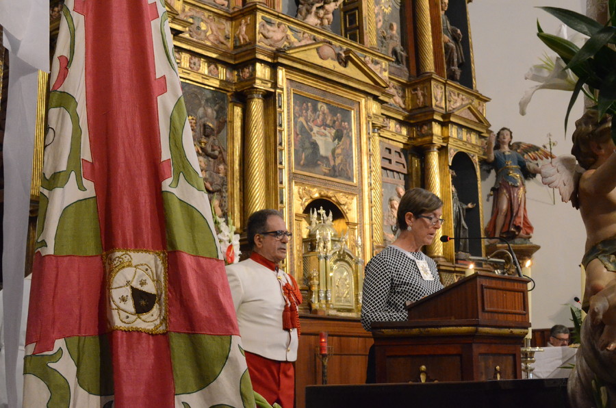 ../Bilder/2015/08/22/ElCarmenCoronacion1128/Fotos/LMS_4383.JPG