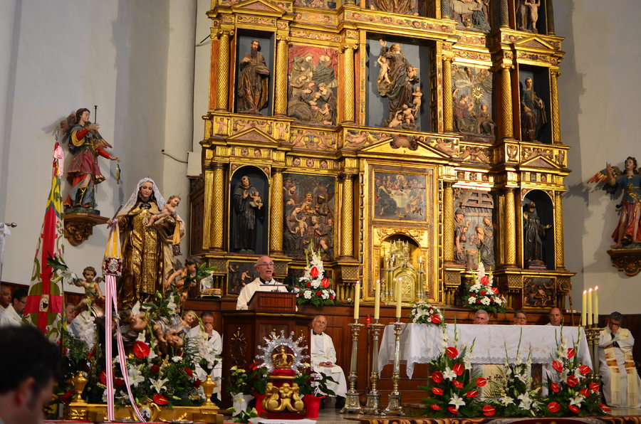 ../Bilder/2015/08/22/ElCarmenCoronacion1128/Fotos/LMS_4397.JPG