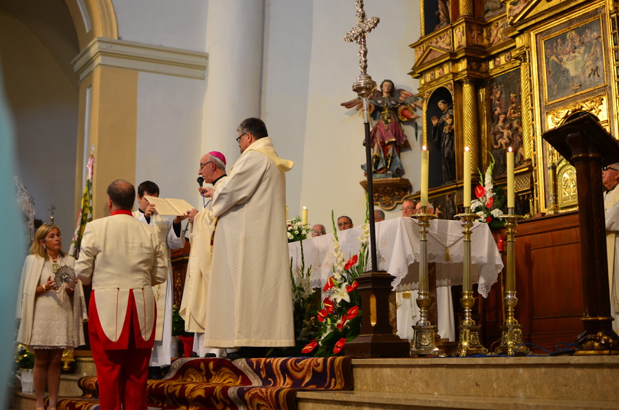 ../Bilder/2015/08/22/ElCarmenCoronacion1128/Fotos/LMS_4401.JPG