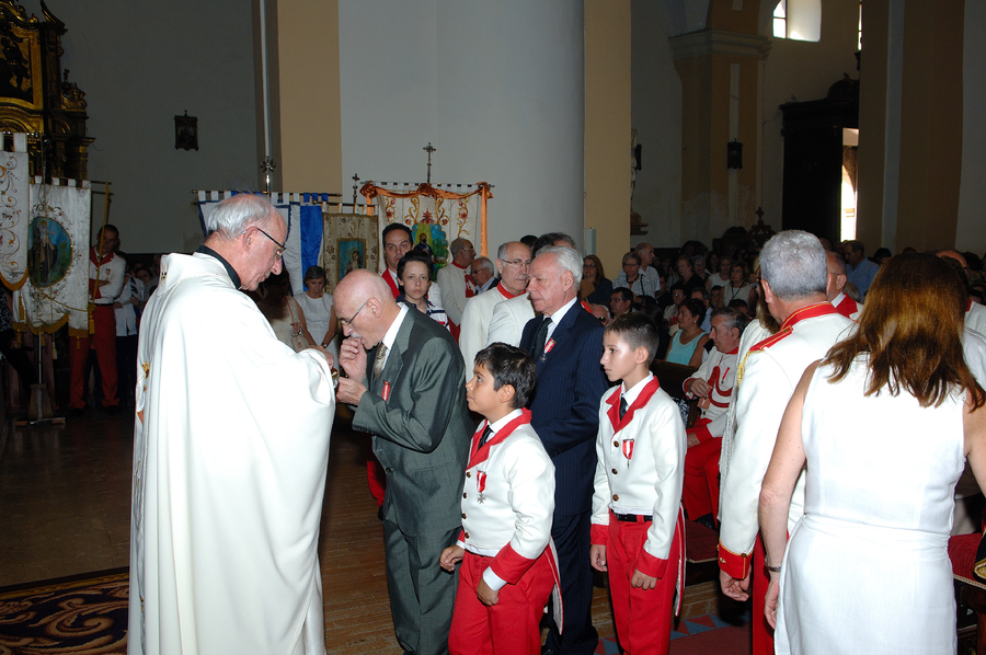 ../Bilder/2015/08/22/ElCarmenCoronacion1148/Fotos/Coronación_135.jpg