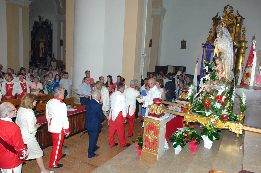 ../Bilder/2015/08/22/ElCarmenCoronacion1148/Fotos/Coronación_154.jpg