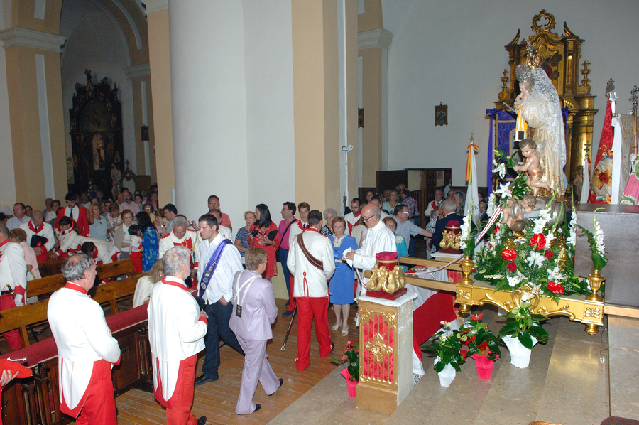 ../Bilder/2015/08/22/ElCarmenCoronacion1148/Fotos/Coronación_157.jpg