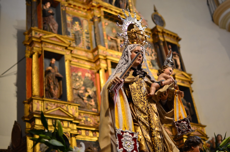 ../Bilder/2015/08/22/ElCarmenCoronacion1223/Fotos/LMS_4501.JPG