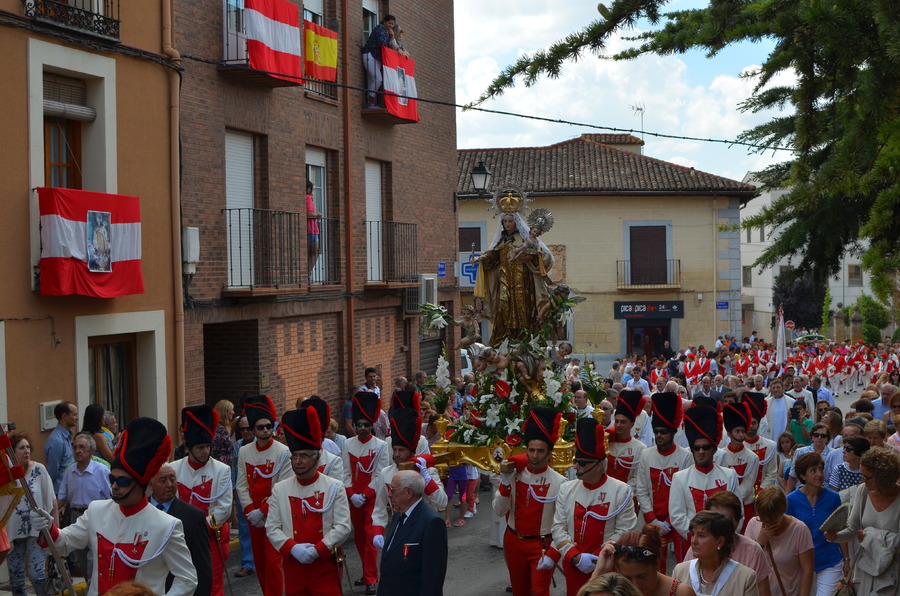../Bilder/2015/08/22/ElCarmenCoronacion1223/Fotos/LMS_4584.JPG
