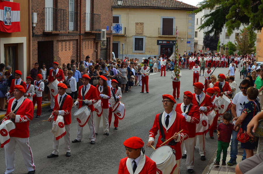../Bilder/2015/08/22/ElCarmenCoronacion1223/Fotos/LMS_4598.JPG