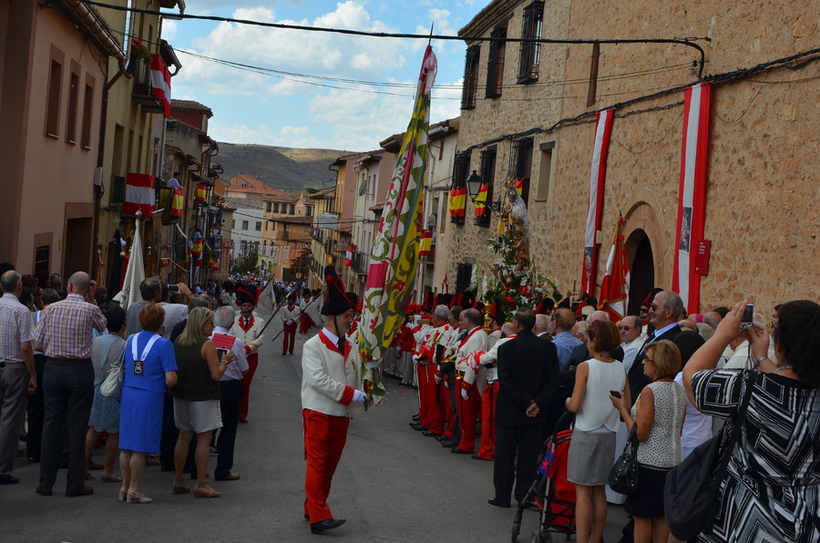 ../Bilder/2015/08/22/ElCarmenCoronacion1223/Fotos/LMS_4614.JPG