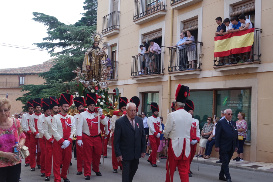 ../Bilder/2019/07/16/Desfile/Fotos/DSC01595.JPG