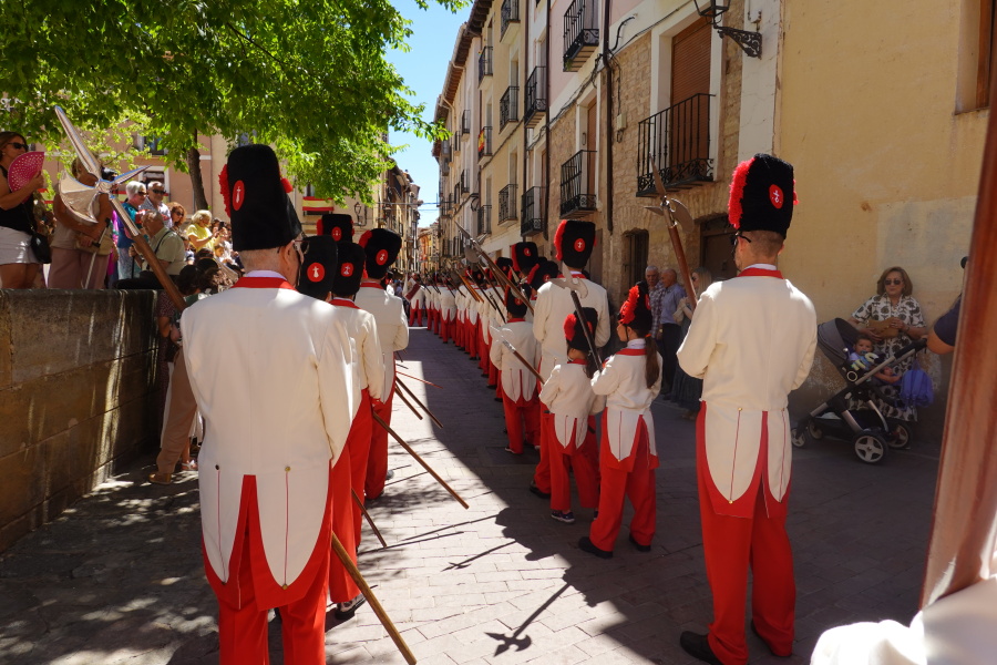 ../Bilder/2025ElCarmenProcesion/Fotos/DSC01454.JPG